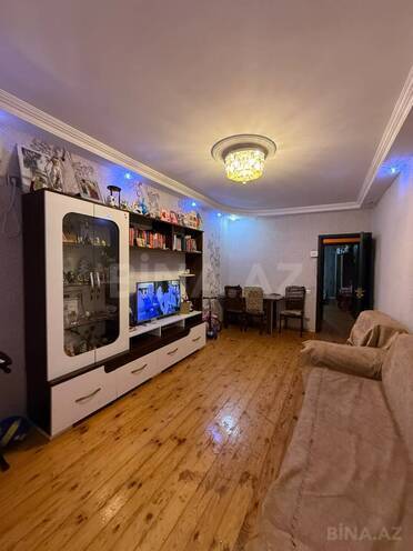 Продаётся 3-комн. вторичка 55 м², м. Халглар Достлугу, photo 1 from 14