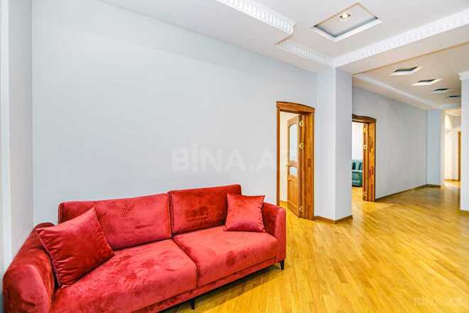 İcarəyə verilir 4 otaqlı yeni tikili 200 m², 28 May m., photo 4 from 14