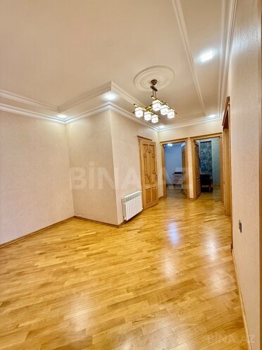 Satılır 3 otaqlı köhnə tikili 126 m², Badamdar q., photo 8 from 24