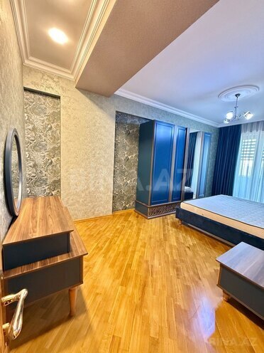 Satılır 3 otaqlı köhnə tikili 126 m², Badamdar q., photo 16 from 24