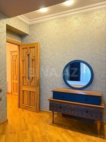 Satılır 3 otaqlı köhnə tikili 126 m², Badamdar q., photo 10 from 24