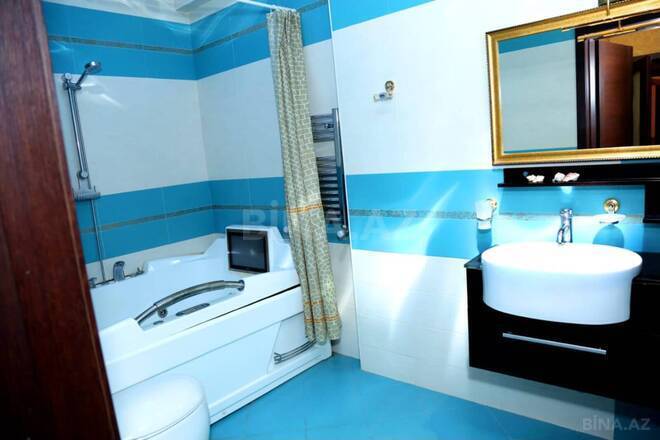 İcarəyə verilir 4 otaqlı yeni tikili 210 m², 28 May m., photo 29 from 31