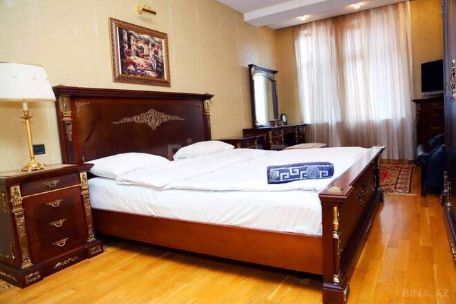 İcarəyə verilir 4 otaqlı yeni tikili 210 m², 28 May m., photo 17 from 31