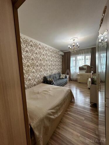 Продаётся 1-комн. вторичка 30 м², м. Ази Асланов, photo 1 from 16