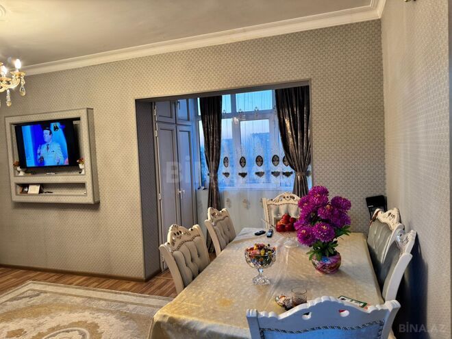 Продаётся 2-комн. вторичка 65 м², м. Ази Асланов, photo 4 from 9