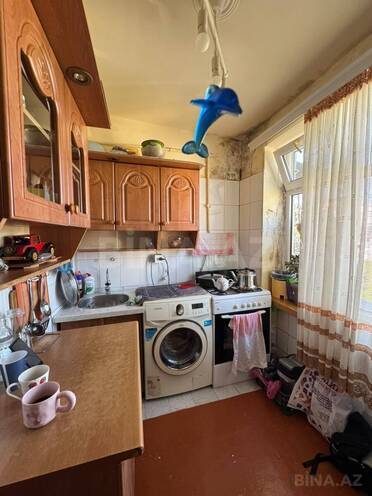 Satılır 1 otaqlı köhnə tikili 40 m², İnşaatçılar m., photo 9 from 14