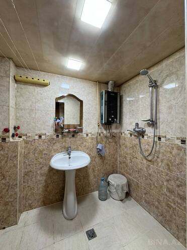 Satılır 1 otaqlı köhnə tikili 40 m², İnşaatçılar m., photo 13 from 14