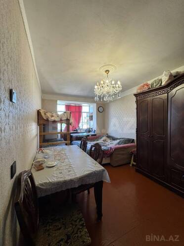 Satılır 1 otaqlı köhnə tikili 40 m², İnşaatçılar m., photo 3 from 14