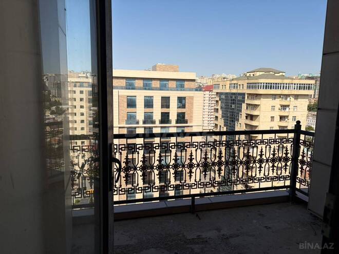 Продаётся 4-комн. новостройка 247 м², м. Низами, photo 17 from 20