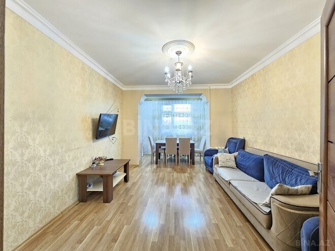 Satılır 2 otaqlı köhnə tikili 65 m², Badamdar q., photo 1 from 28