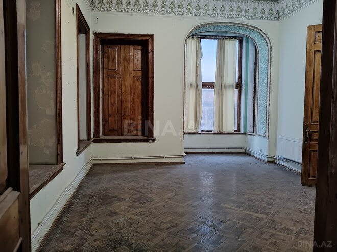Satılır 10 otaqlı köhnə tikili 414 m², Nizami m., photo 8 from 31
