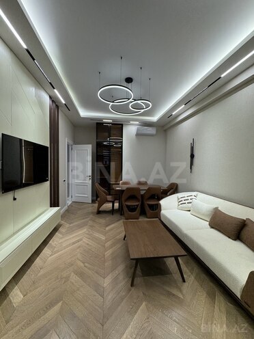 Продаётся 2-комн. новостройка 68 м², м. Элмляр Академиясы, photo 1 from 11