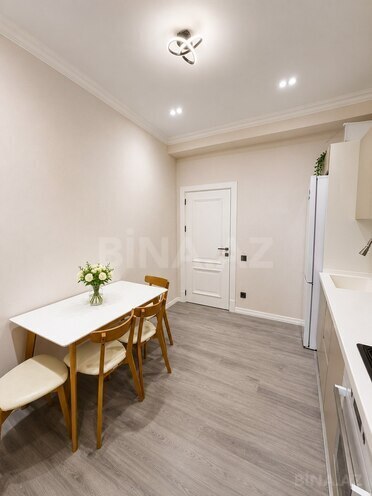 Сдаётся 2-комн. новостройка 85 м², м. Иншаатчылар, photo 4 from 13