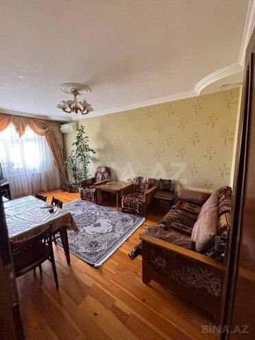 Satılır 4 otaqlı köhnə tikili 90 m², Yeni Günəşli q., photo 1 from 15