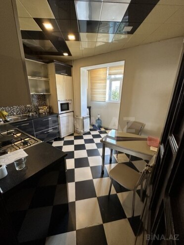 Satılır 4 otaqlı köhnə tikili 110 m², Səbail r., photo 3 from 13