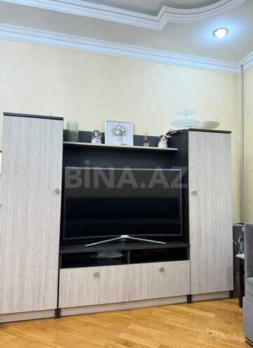 Продаётся 2-комн. вторичка 53 м², м. Кара Караев, photo 6 from 18