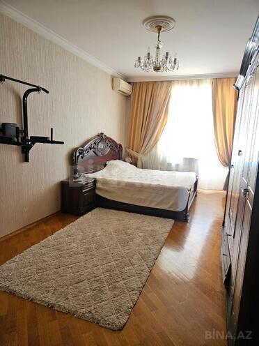 Сдаётся 3-комн. новостройка 140 м², м. 8 ноября, photo 4 from 14