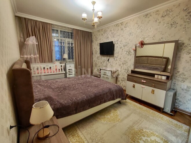 Satılır 4 otaqlı köhnə tikili 105 m², Əhmədli m., photo 19 from 25