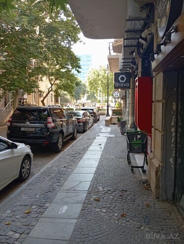 İcarəyə verilir 2 otaqlı köhnə tikili 65 m², Sahil m., photo 3 from 9