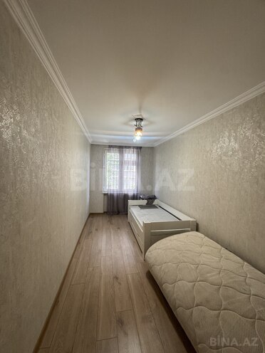 Satılır 2 otaqlı köhnə tikili 65 m², İnşaatçılar m., photo 5 from 6