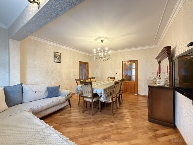 Продаётся 4-комн. вторичка 90 м², пос. Бакиханова, photo 1 from 22