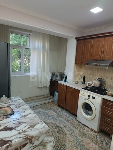 Продаётся 2-комн. вторичка 65 м², Хатаинский р., photo 5 from 10