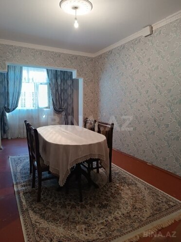 Продаётся 2-комн. вторичка 65 м², Хатаинский р., photo 1 from 10