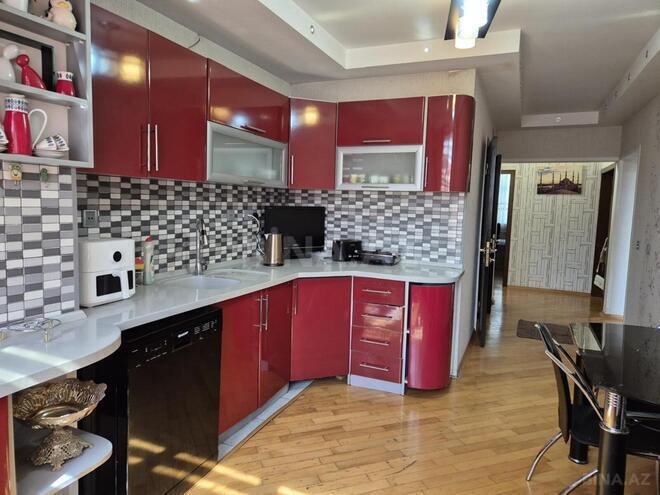 Satılır 5 otaqlı köhnə tikili 120 m², Həzi Aslanov m., photo 9 from 13