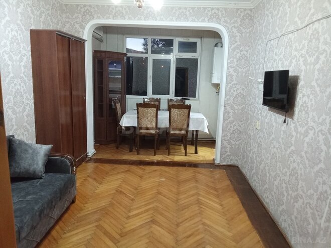 Сдаётся 2-комн. вторичка 50 м², м. 20 января, photo 1 from 12
