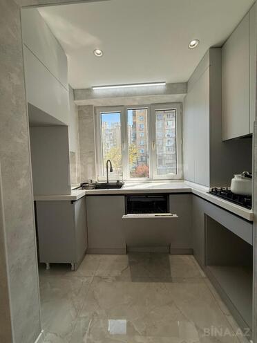 Продаётся 4-комн. вторичка 80 м², м. Ази Асланов, photo 15 from 19