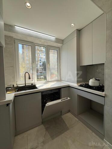 Продаётся 4-комн. вторичка 80 м², м. Ази Асланов, photo 16 from 19