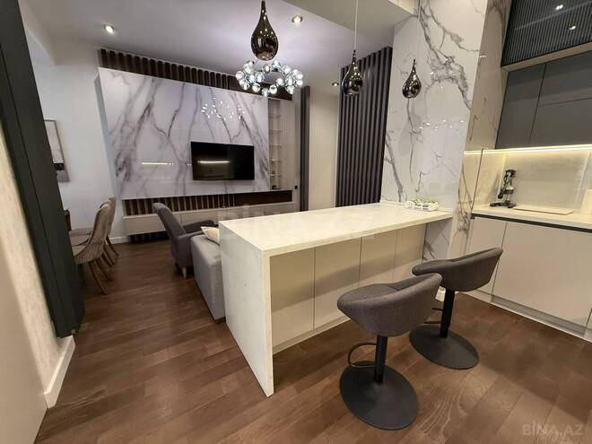 Сдаётся 3-комн. новостройка 120 м², м. Низами, photo 10 from 32