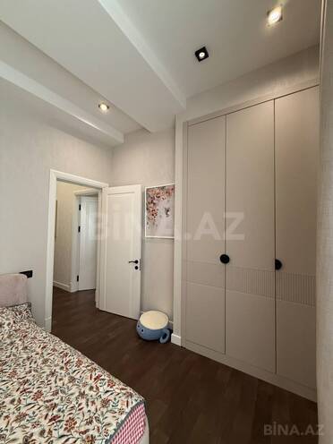 Сдаётся 3-комн. новостройка 120 м², м. Низами, photo 27 from 32