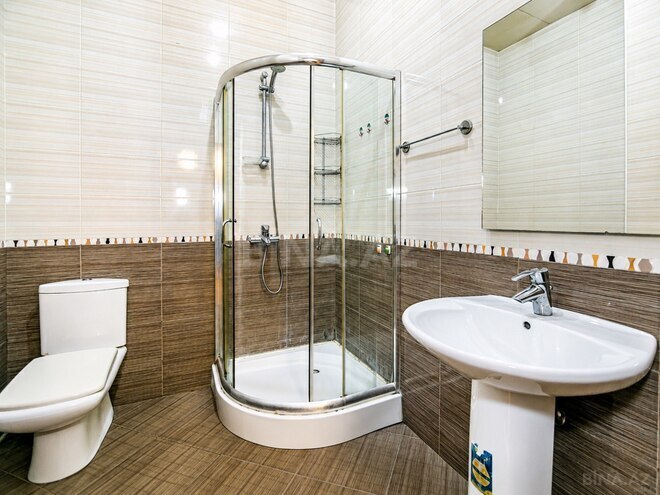 Продаётся 3-комн. новостройка 135 м², м. Низами, photo 9 from 12