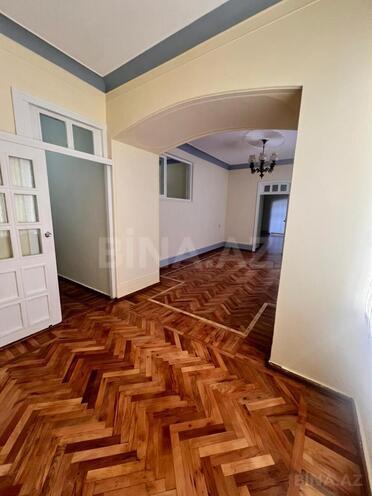 Сдаётся 3-комн. офис 80 м², м. Ичеришехер, photo 4 from 13