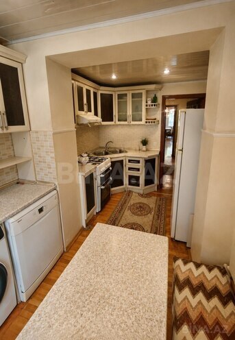 Satılır 3 otaqlı köhnə tikili 93 m², Gənclik m., photo 11 from 15
