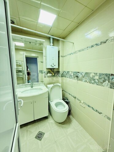 Satılır 3 otaqlı köhnə tikili 75 m², Elmlər Akademiyası m., photo 13 from 15