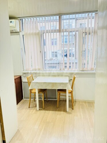 Satılır 3 otaqlı köhnə tikili 75 m², Elmlər Akademiyası m., photo 11 from 15
