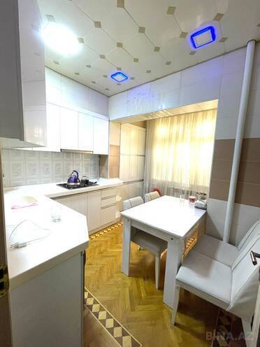 Продается 3-комн. вторичка 105 м², м. Азадлыг проспекти, photo 6 from 16