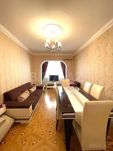 Продается 3-комн. вторичка 105 м², м. Азадлыг проспекти, photo 1 from 16