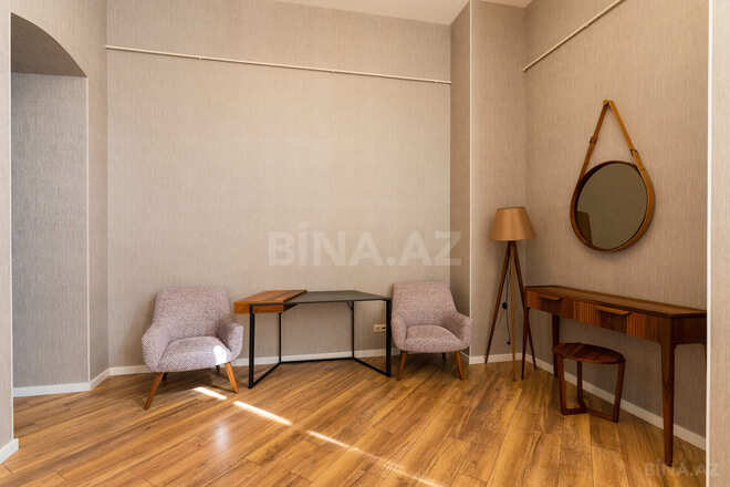 İcarəyə verilir 2 otaqlı köhnə tikili 131.1 m², İçəri Şəhər m., photo 9 from 17