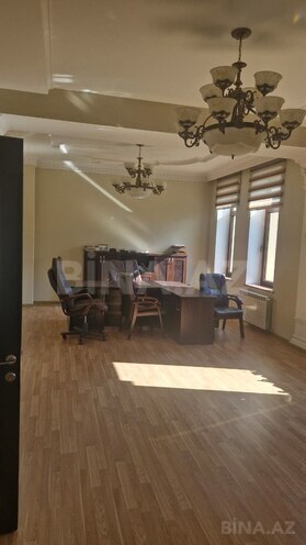 İcarəyə verilir 4 otaqlı ofis 250 m², Nizami m., photo 1 from 21