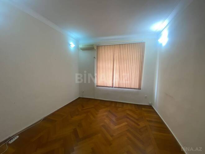 Satılır 3 otaqlı köhnə tikili 105 m², Sahil m., photo 5 from 14