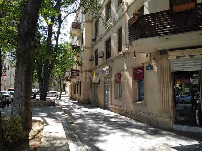 Satılır 3 otaqlı köhnə tikili 105 m², Sahil m., photo 13 from 14