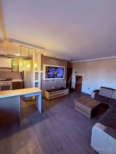Satılır 2 otaqlı köhnə tikili 55 m², Nizami m., photo 1 from 13