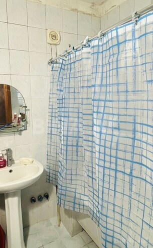 Satılır 3 otaqlı köhnə tikili 100 m², 8 Noyabr m., photo 21 from 23