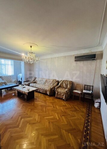 Satılır 3 otaqlı köhnə tikili 100 m², 8 Noyabr m., photo 3 from 23