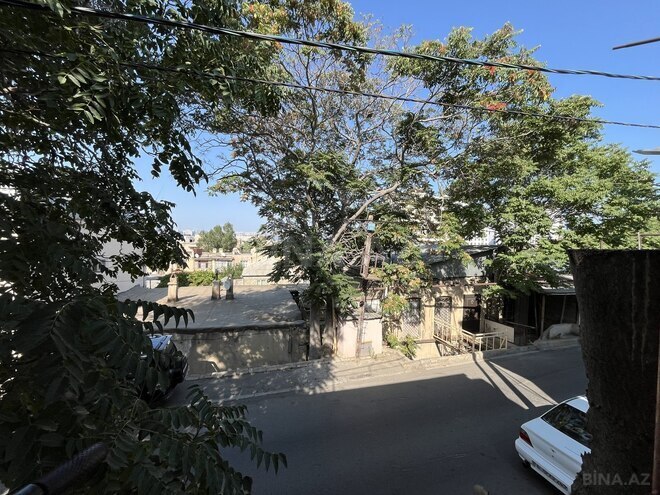 Продаётся 3-комн. вторичка 69 м², пос. Баилова, photo 1 from 10