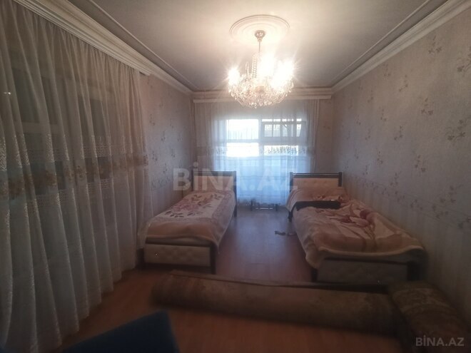 Продаётся 3-комн. вторичка 65 м², м. Халглар Достлугу, photo 3 from 13