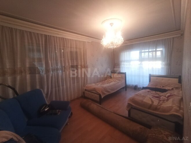 Продаётся 3-комн. вторичка 65 м², м. Халглар Достлугу, photo 1 from 13